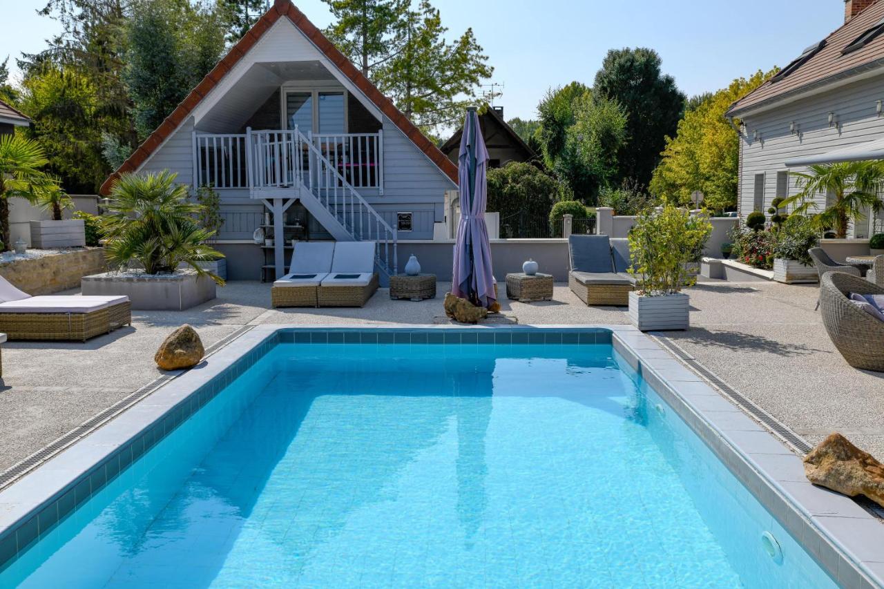 Gite Avec Piscine Et Parking A 4 Minutes De L'A26 Villechétif Buitenkant foto